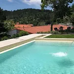 Casas Viriatus Дом отдыха Паредиш-ди-Кора
