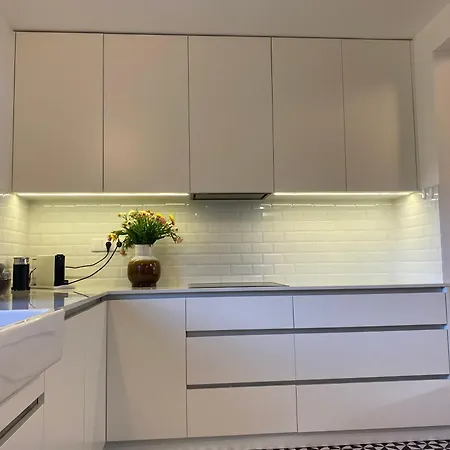 Casas Viriatus - * פארדס דה קורה